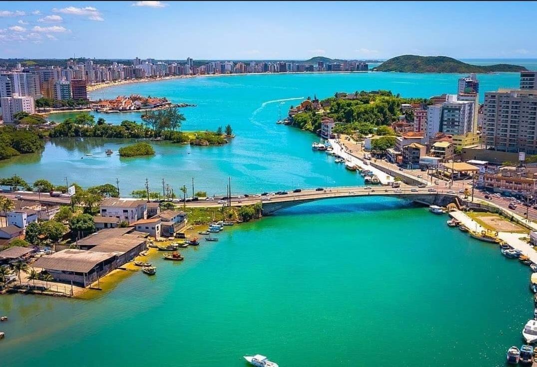 شقة Apt Encantador Praia Do Morro 20 Metros Da Praia. غواراباري المظهر الخارجي الصورة